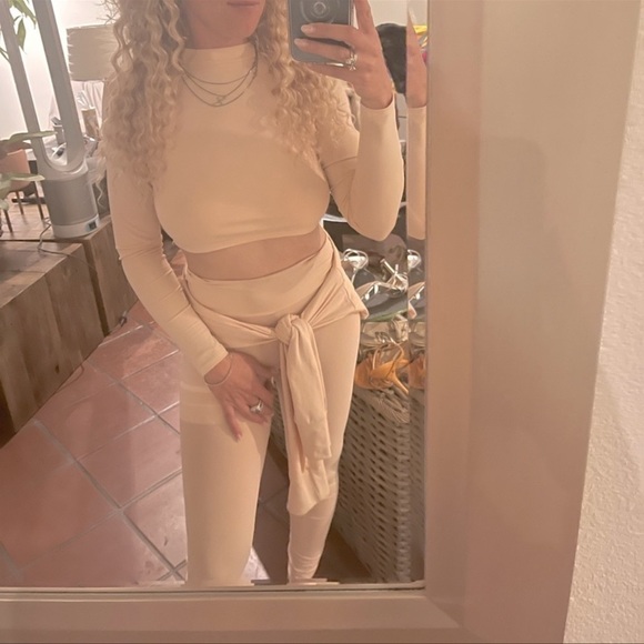 Laina Rauma SET 3 piece nude LEGGING TOPS BEACH